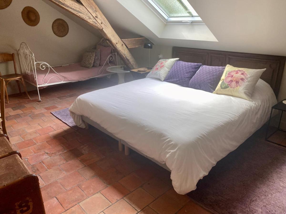 La Gironnerie Bed & Breakfast Loche-sur-Indrois Exterior photo