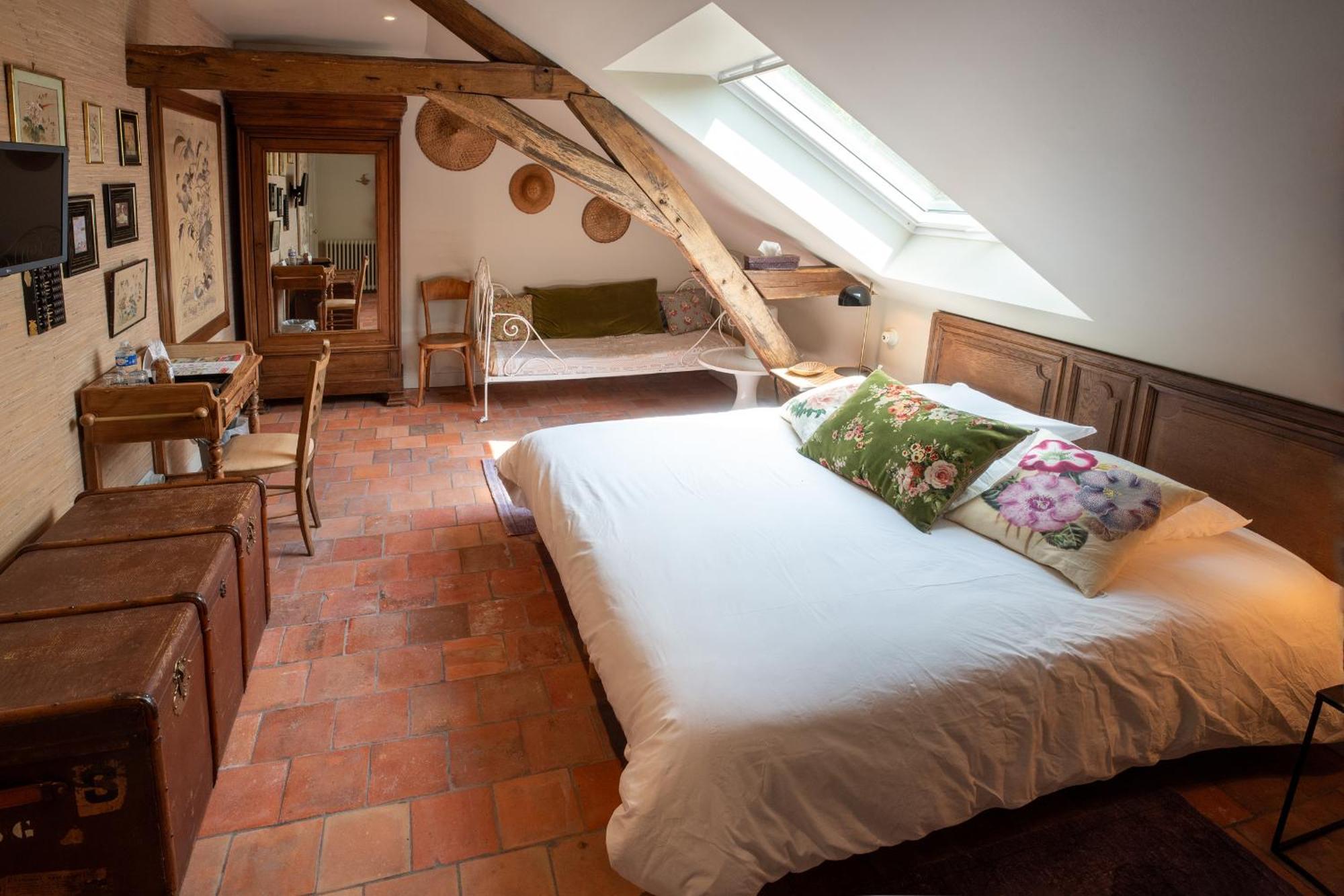 La Gironnerie Bed & Breakfast Loche-sur-Indrois Exterior photo